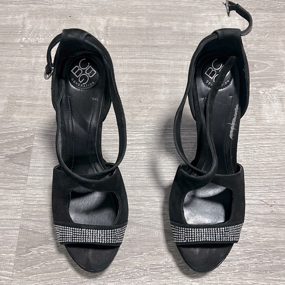 BCBG generation woman shoes size 9